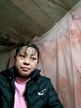 Snapshot of Sa2mh20 chatting on February 10, 2026, 12:04 pm Sa2mh20 online show from February 10, 2026, 12:04 pm