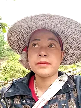 Sa2mh20 online show from April 15, 2026, 9:37 am