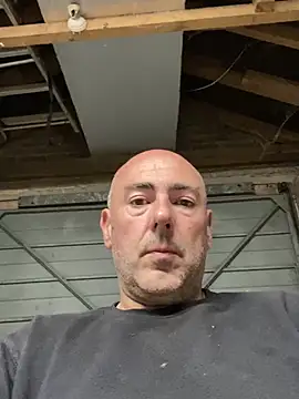 Snapshot of Richmcgee chatting on June 9, 2026, 7:26 pm Richmcgee online show from June 9, 2026, 7:26 pm