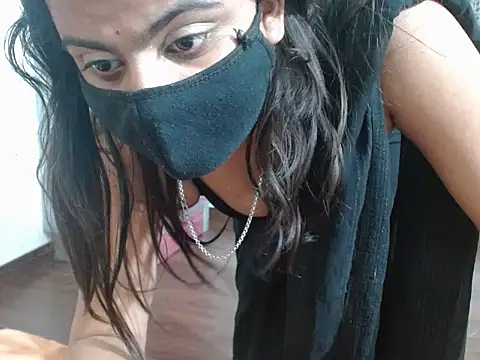 Vaani Singha online show from October 15, 2025, 9:12 pm