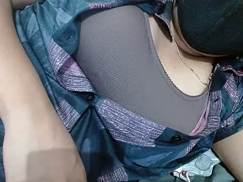 Vaani Singha online show from September 14, 2025, 5:41 am