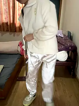 Snapshot of xiiuuff18 chatting on October 22, 2025, 1:16 am xiiuuff18 online show from October 22, 2025, 1:16 am