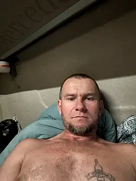 RoadDaddyXL online show from September 24, 2025, 5:41 pm