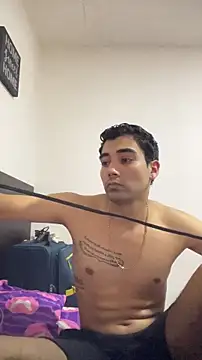 Snapshot of Deymon0777 chatting on March 4, 2026, 2:41 am Deymon0777 online show from March 4, 2026, 2:41 am