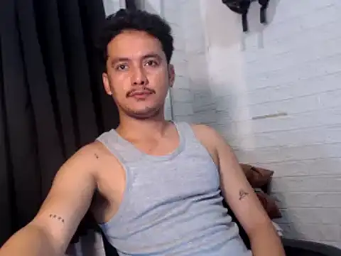 Snapshot of Tempting_jon chatting on November 27, 2025, 9:43 am Tempting jon online show from November 27, 2025, 9:43 am