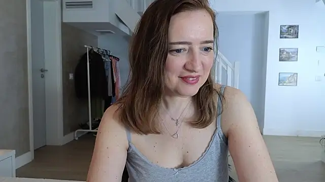 Blue Angel Sweet online show from April 5, 2026, 3:46 am