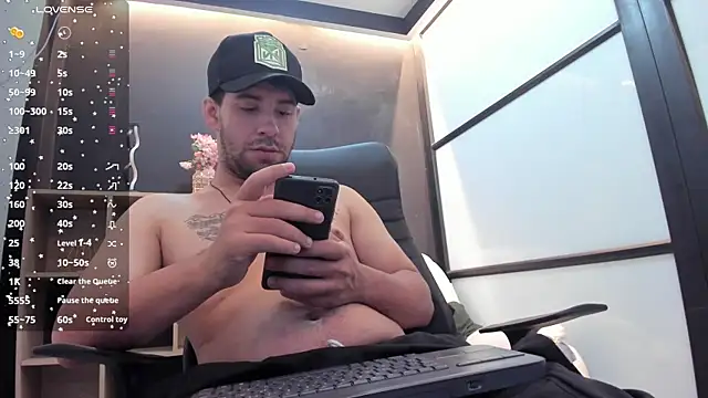 JhoanMontes online show from September 26, 2025, 8:16 pm