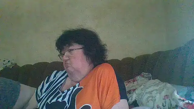 MilaSky5303 online show from November 26, 2025, 9:15 pm