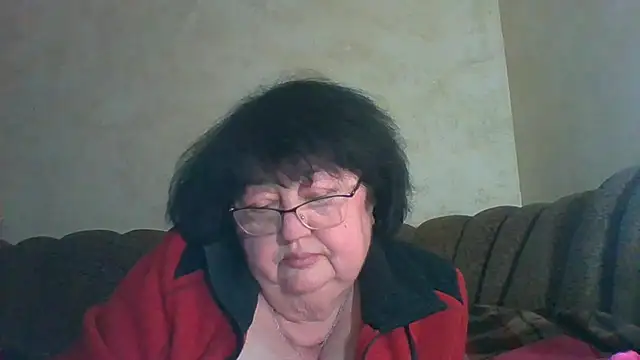 Snapshot of MilaSky5303 chatting on February 8, 2026, 9:45 pm MilaSky5303 online show from February 8, 2026, 9:45 pm