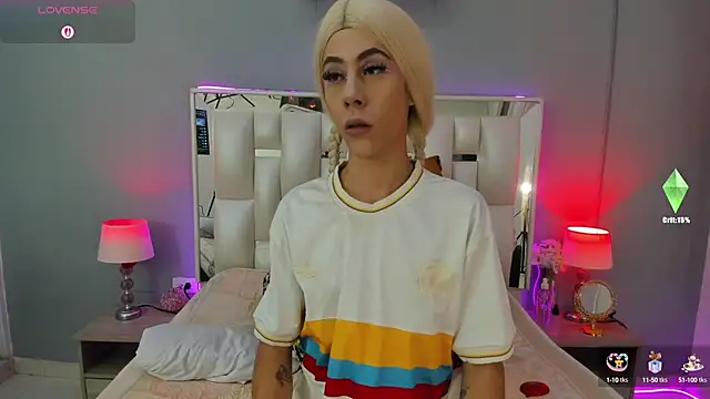 Snapshot of Darlyn_tenderhot__ chatting on September 10, 2025, 4:11 am Darlyn tenderhot online show from September 10, 2025, 4:11 am