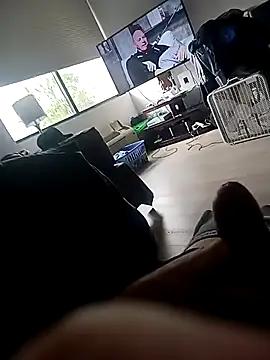 Snapshot of studdd716 chatting on September 18, 2025, 1:47 pm studdd716 online show from September 18, 2025, 1:47 pm