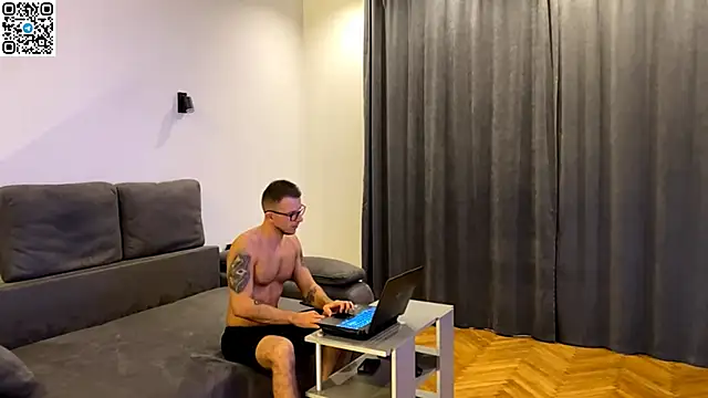 Snapshot of speed_god chatting on November 11, 2025, 9:20 pm speed god online show from November 11, 2025, 9:20 pm