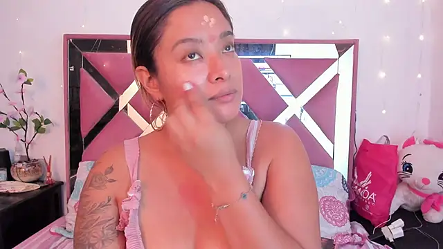 bellalumi online show from May 29, 2026, 3:34 am