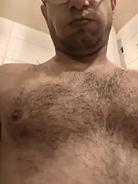 MC353535 online show from April 6, 2026, 12:17 am