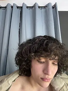 Snapshot of TeensNews18 chatting on February 13, 2026, 11:49 pm TeensNews18 online show from February 13, 2026, 11:49 pm