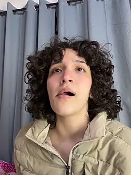 Snapshot of TeensNews18 chatting on February 19, 2026, 12:18 am TeensNews18 online show from February 19, 2026, 12:18 am