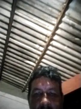 colombiano198720 online show from October 15, 2025, 3:05 am