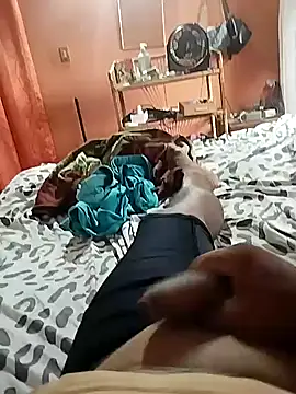 colombiano198720 online show from October 10, 2025, 11:22 am