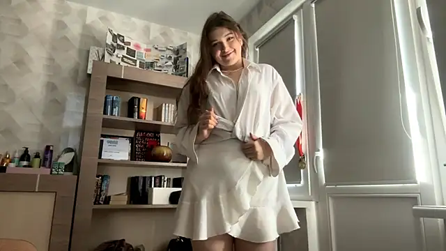 CarylWeatherholtz online show from September 24, 2025, 7:04 am