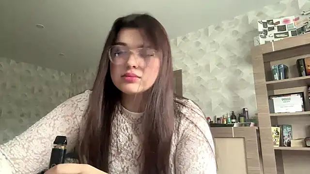 CarylWeatherholtz online show from September 29, 2025, 10:22 am