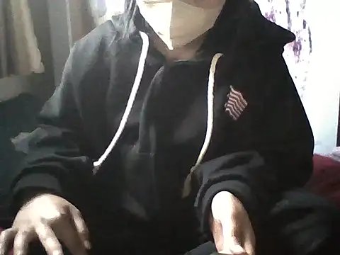 Mainay0033 online show from November 20, 2025, 9:43 am