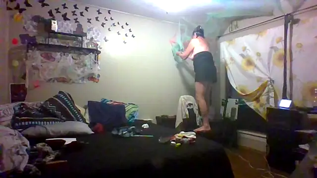 Bored Grandma online show from September 19, 2025, 1:20 am