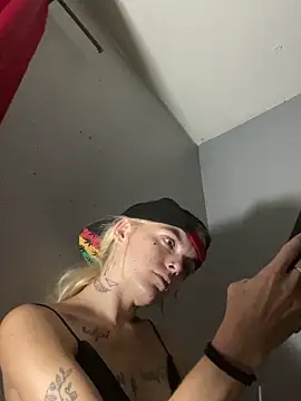 Snapshot of ittybittymeryssa chatting on October 11, 2025, 5:19 am ittybittymeryssa online show from October 11, 2025, 5:19 am