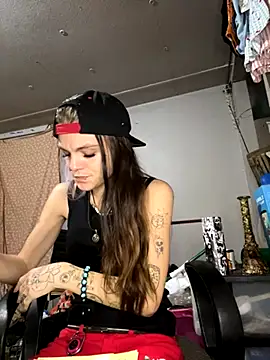 ittybittymeryssa online show from December 5, 2025, 2:54 am