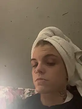 Snapshot of ittybittymeryssa chatting on October 13, 2025, 4:36 am ittybittymeryssa online show from October 13, 2025, 4:36 am