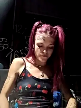 ittybittymeryssa online show from June 5, 2026, 1:32 am