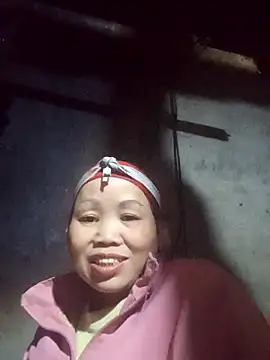  YooY  online show from December 15, 2025, 11:38 am