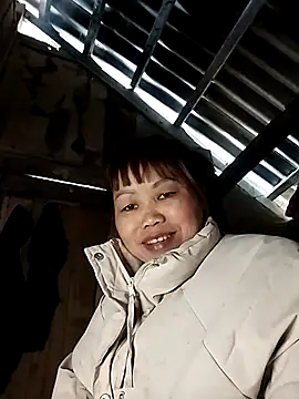  YooY  online show from January 12, 2026, 1:34 am