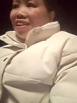  YooY  online show from December 16, 2025, 1:43 am