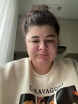 AliceCurlyX online show from February 8, 2026, 7:39 am