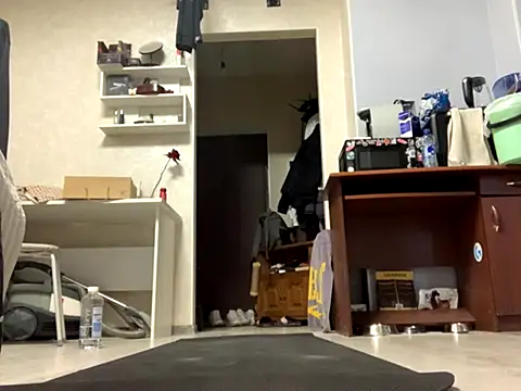 C8ETO4KA online show from October 14, 2025, 1:01 pm