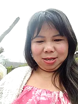 Snapshot of lusy-00 chatting on February 15, 2026, 7:51 am lusy-00 online show from February 15, 2026, 7:51 am