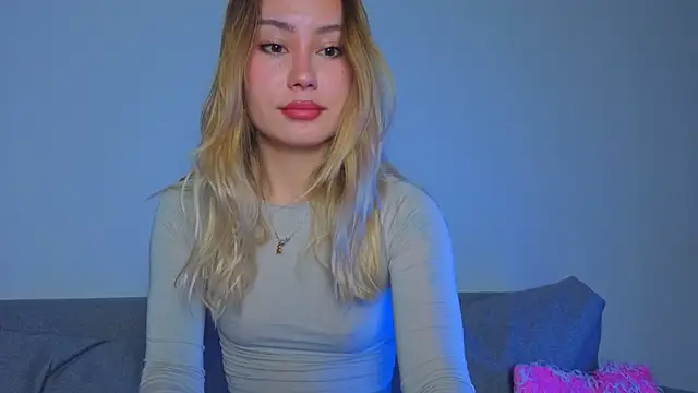 baobei03 online show from March 22, 2026, 4:49 am