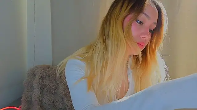 baobei03 online show from March 31, 2026, 8:27 am