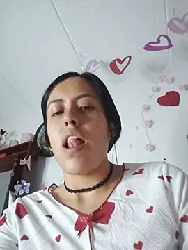 Queen Ashly online show from April 18, 2026, 3:09 am