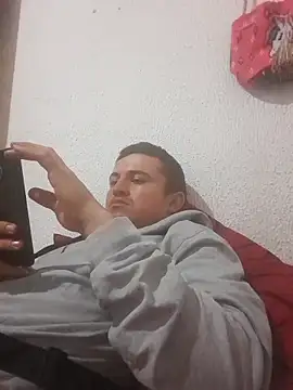 Snapshot of Loquendo2201 chatting on October 8, 2025, 2:24 am Loquendo2201 online show from October 8, 2025, 2:24 am