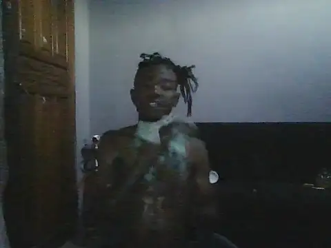 Nykho17 online show from October 16, 2025, 4:26 pm