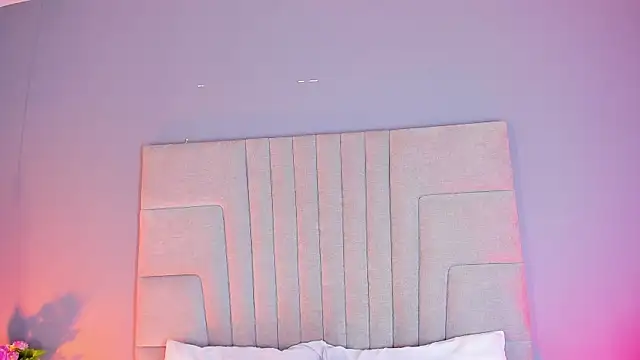 Snapshot of sophie_rojas chatting on February 10, 2026, 5:12 pm sophie rojas online show from February 10, 2026, 5:12 pm