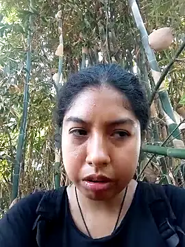 Snapshot of Syndel23 chatting on May 11, 2026, 4:04 pm Syndel23 online show from May 11, 2026, 4:04 pm
