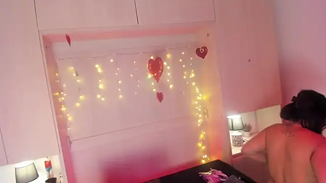 Snapshot of VickyRuiz_ chatting on February 20, 2026, 12:07 pm VickyRuiz online show from February 20, 2026, 12:07 pm