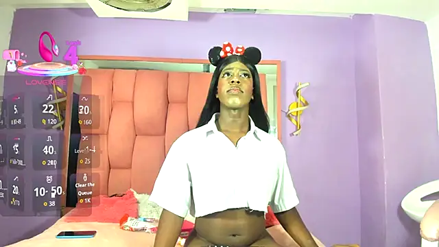 Snapshot of VICTORIAOBEY chatting on October 21, 2025, 3:50 am VICTORIAOBEY online show from October 21, 2025, 3:50 am