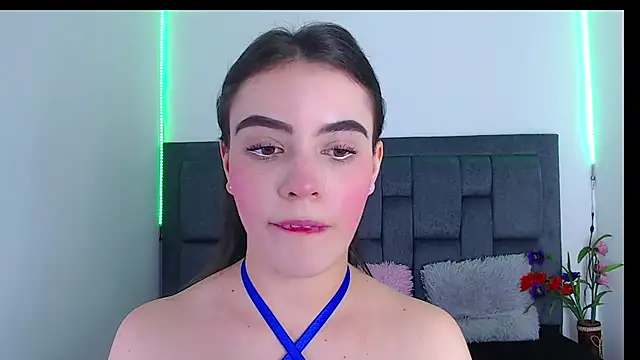 Snapshot of melodydoll chatting on October 7, 2025, 2:07 pm melodydoll online show from October 7, 2025, 2:07 pm