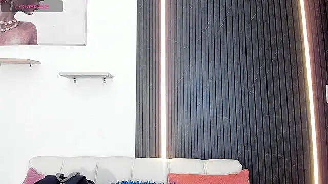 Snapshot of Gabrielaa_Miller_ chatting on September 16, 2025, 7:26 pm Gabrielaa Miller online show from September 16, 2025, 7:26 pm