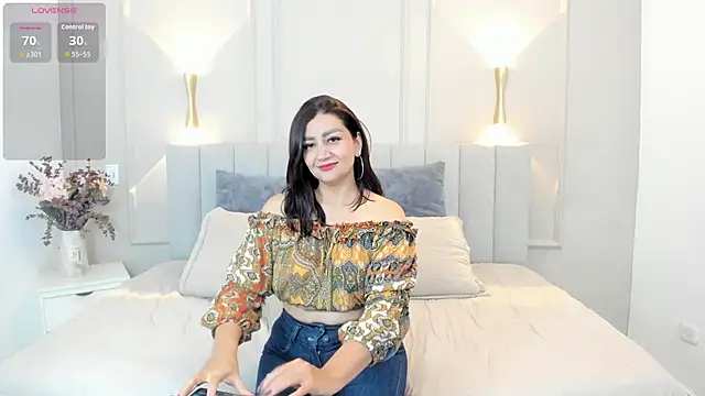 victoria bourne online show from December 1, 2025, 7:15 pm