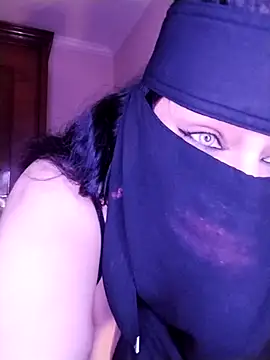 Snapshot of lilyan12 chatting on March 9, 2026, 11:08 pm lilyan12 online show from March 9, 2026, 11:08 pm