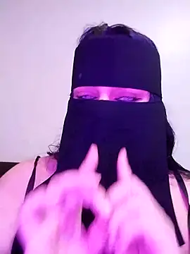 lilyan12 online show from June 26, 2026, 11:54 pm
